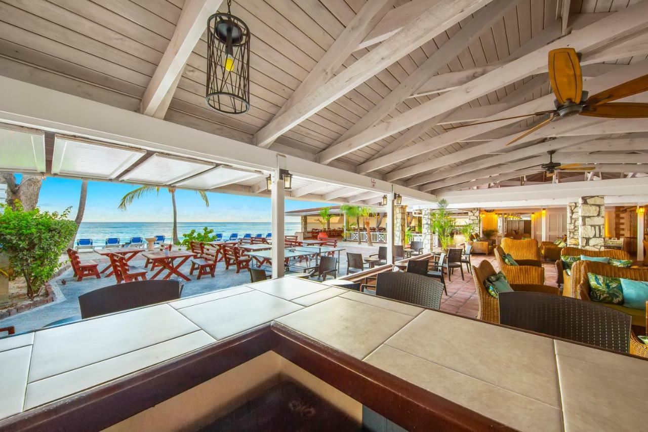 Pineapple Beach Club (Adults Only) Long Bay Екстериор снимка